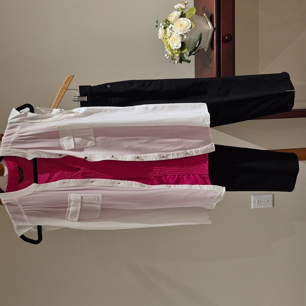 CLOVIS sleeveless white blouse, top, semi shear, layering, flowy, M.